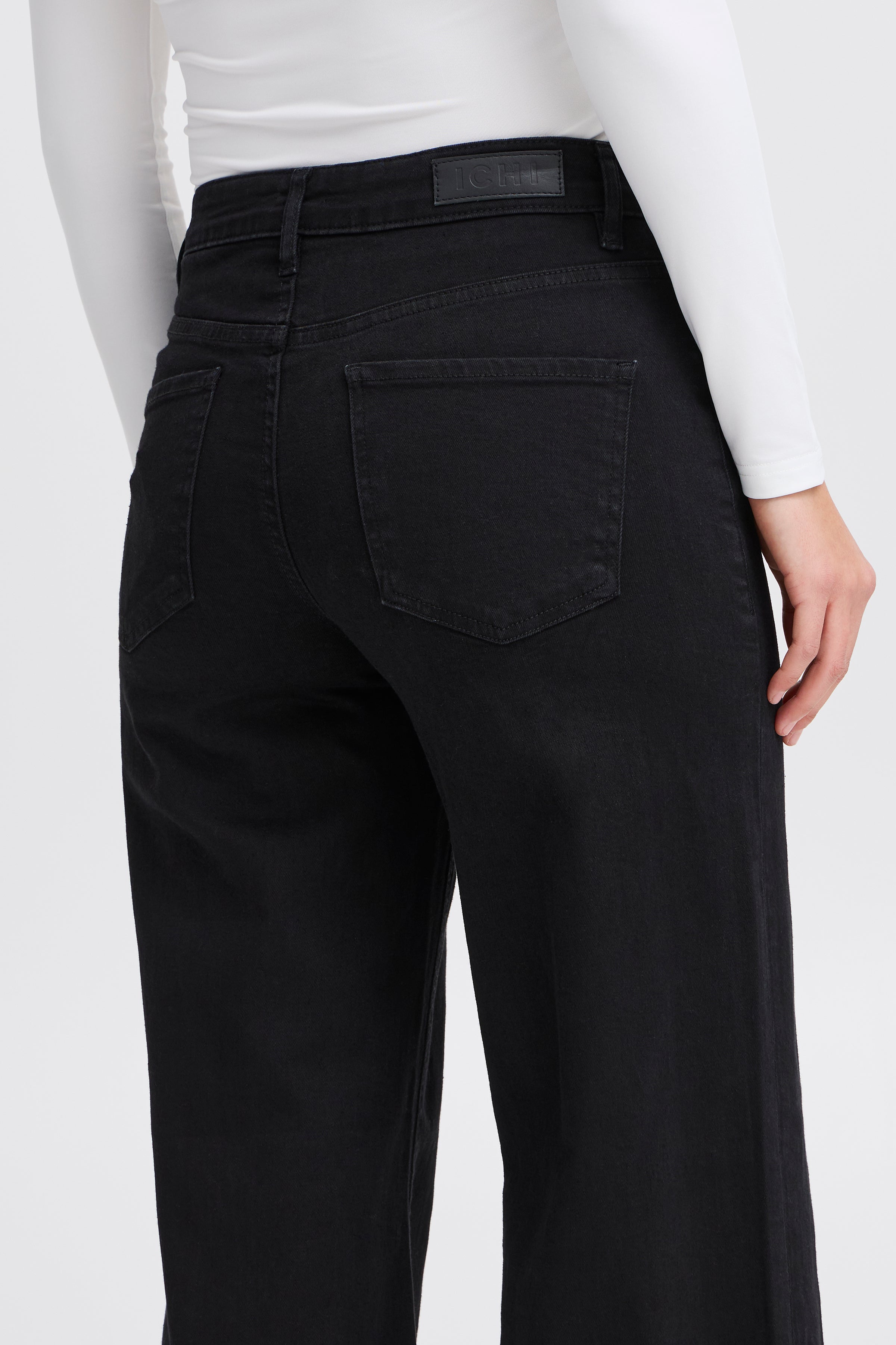 Ichi Twiggy Wide Leg Jeans-Black-20119022