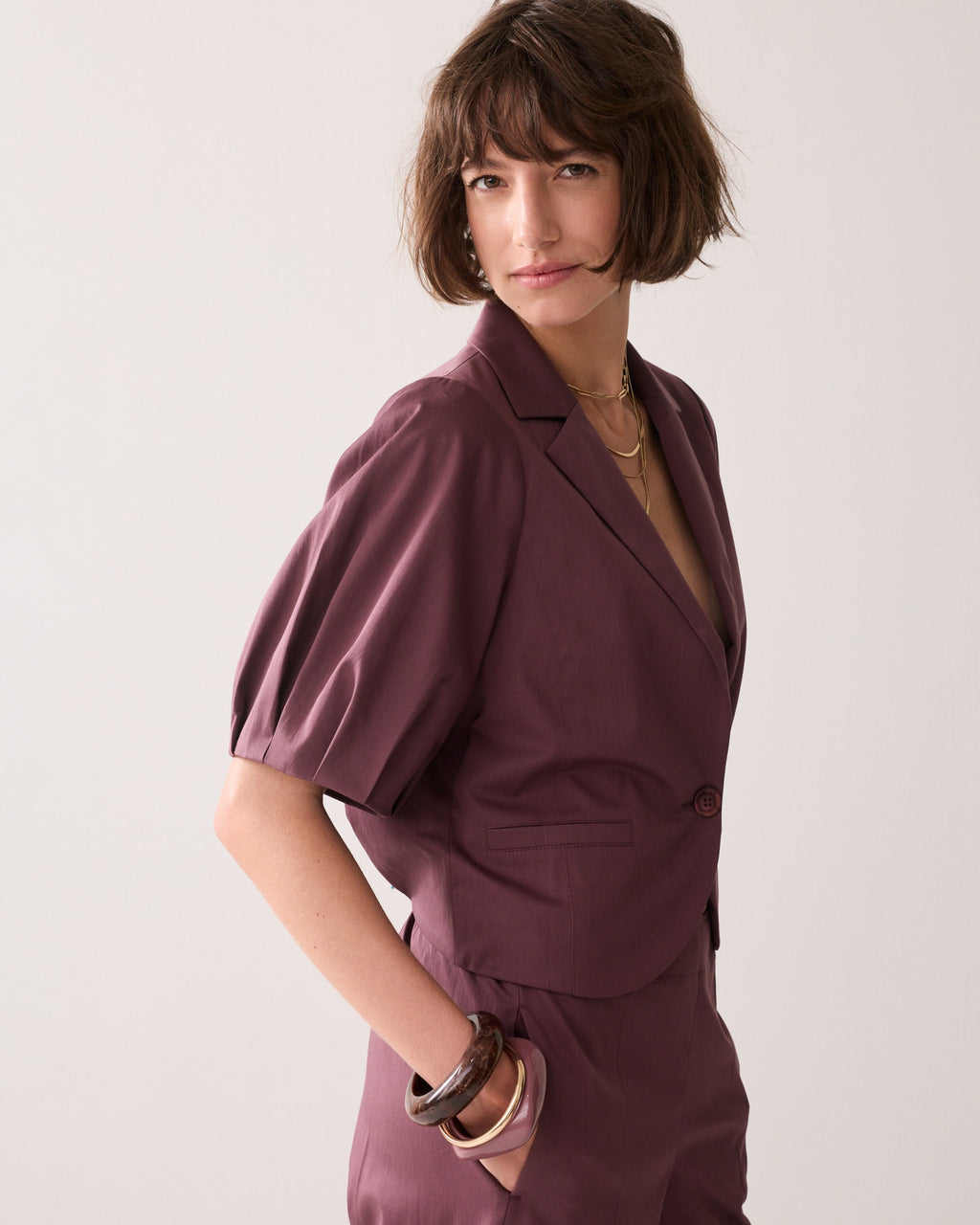 Summum Woman Cotton Stretch Blazer in Deep Fig
