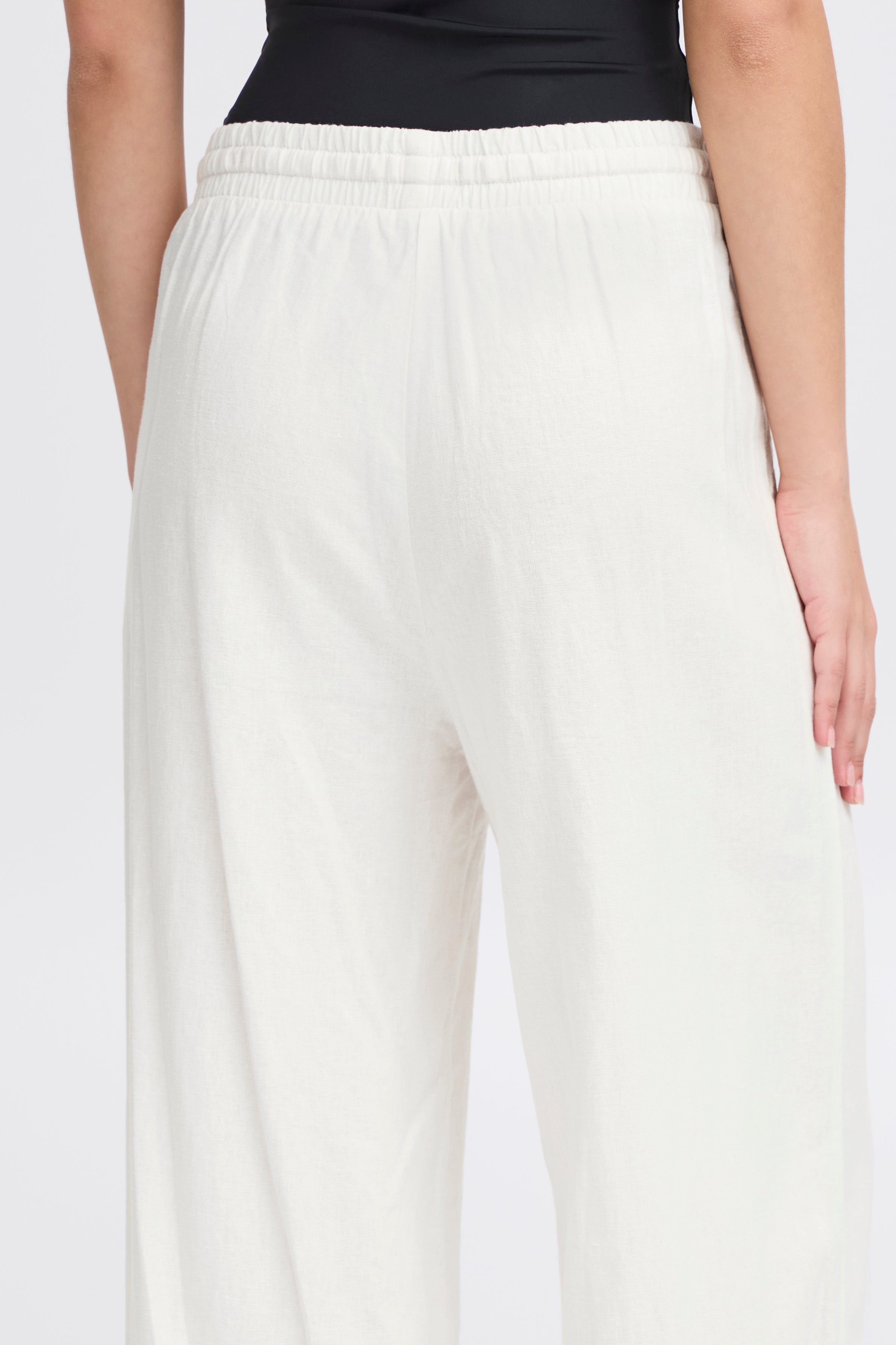Ichi Linno Pants in Cloud Dancer White - 20122911