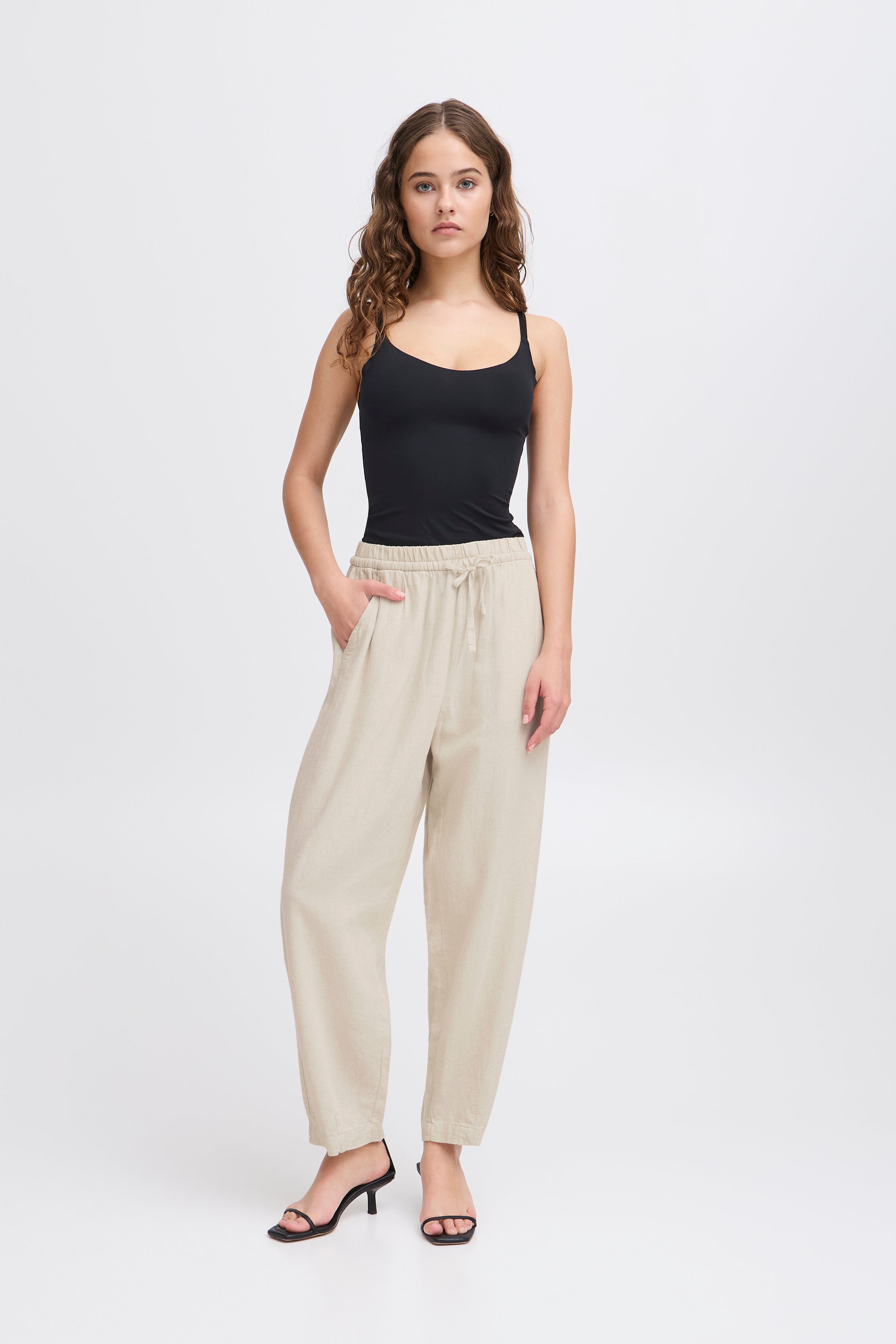 Ichi Linno Barrel Pants in Natural Ecru - 20122912