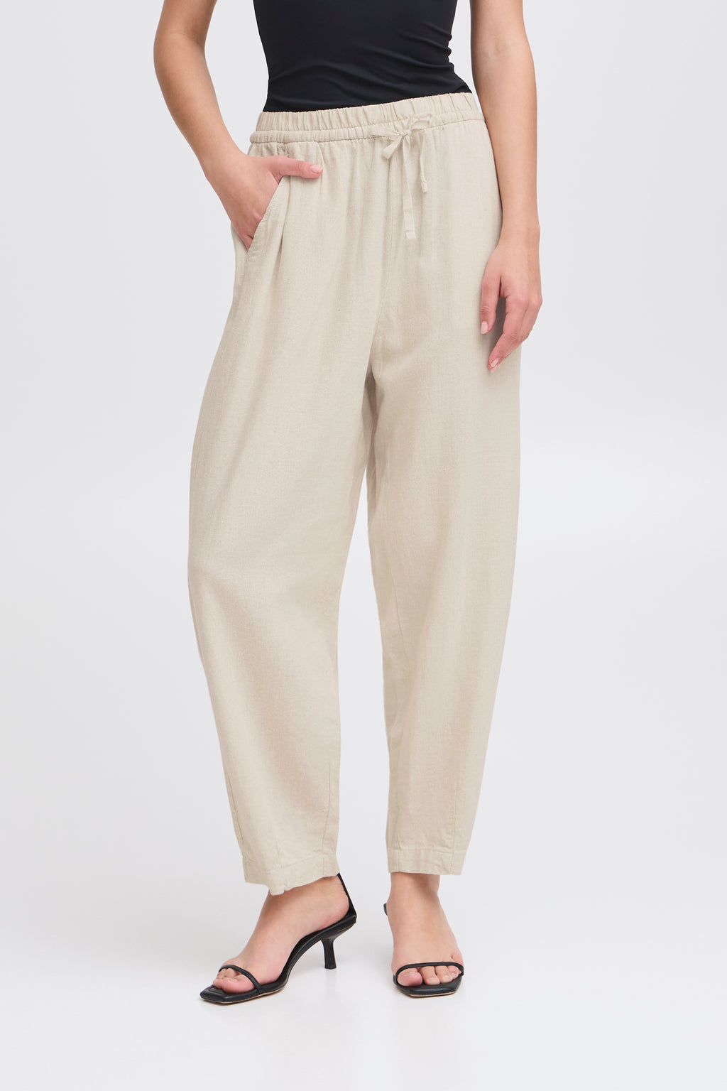 Ichi Linno Barrel Pants in Natural Ecru - 20122912