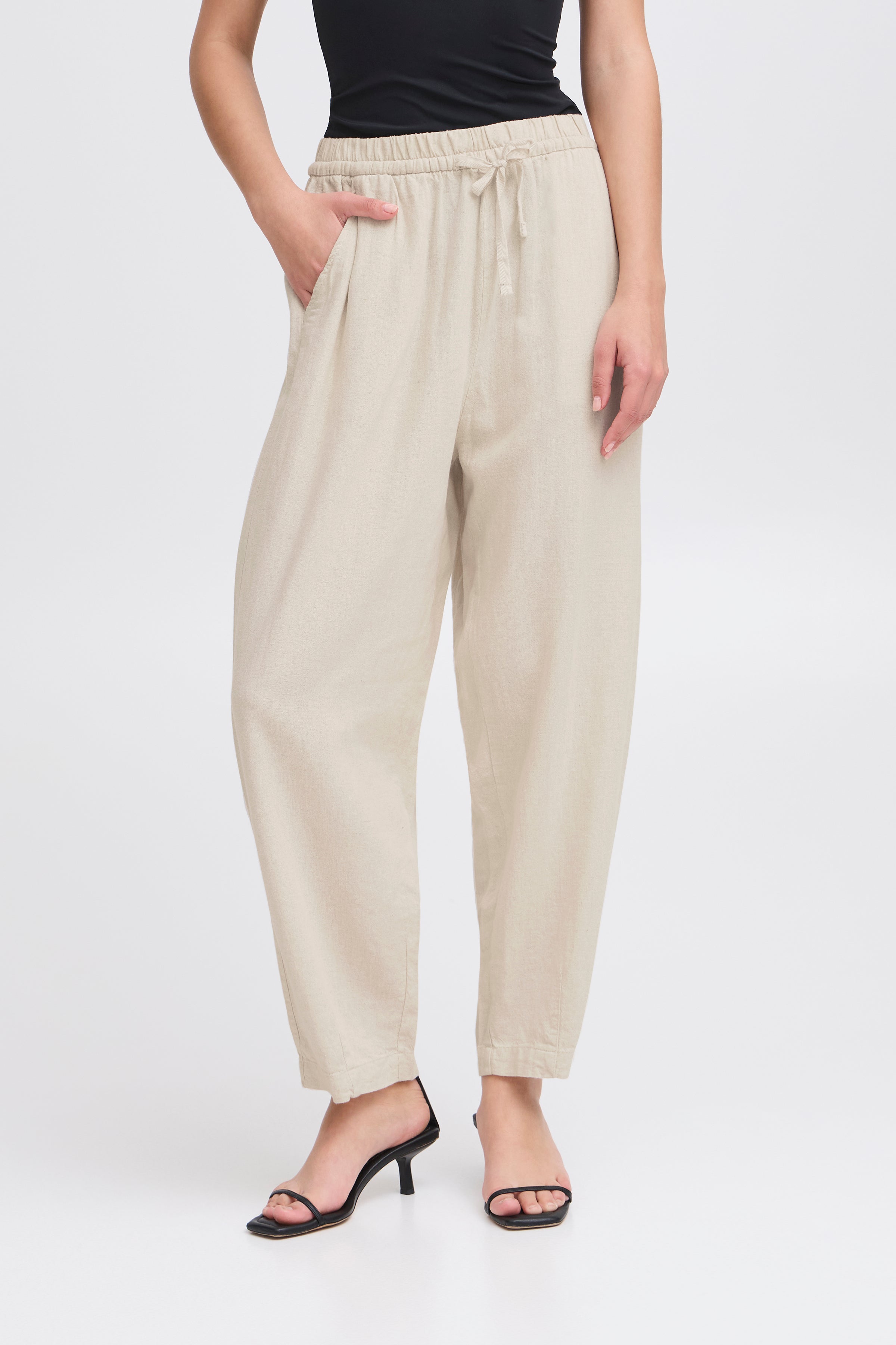 Ichi Linno Barrel Pants in Natural Ecru - 20122912