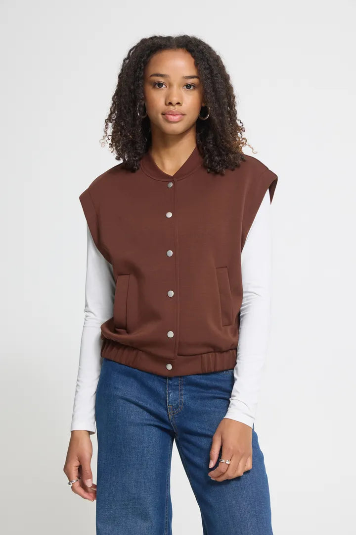 Ichi Cozy Waistcoat in Chicory Coffee