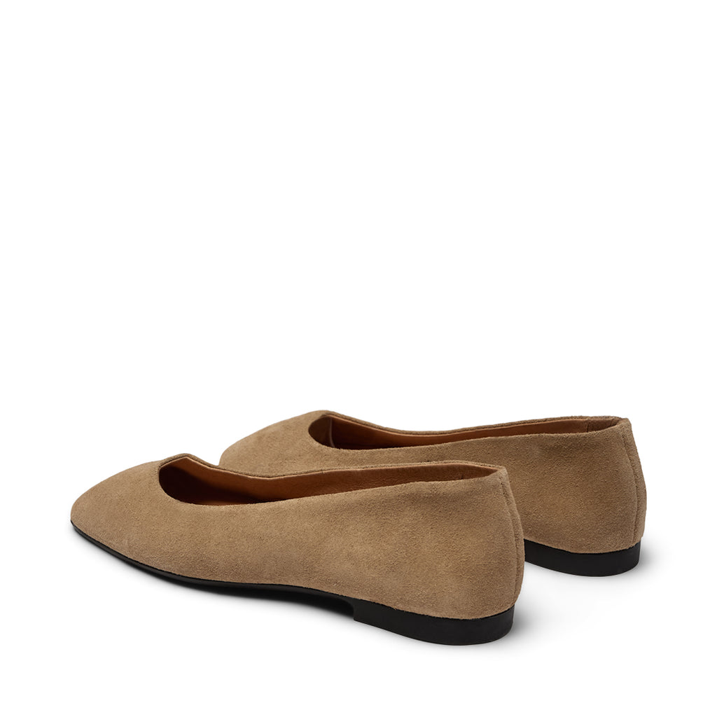 Pavement Denmark Katie Suede Pumps in Mushroom - 24243-3