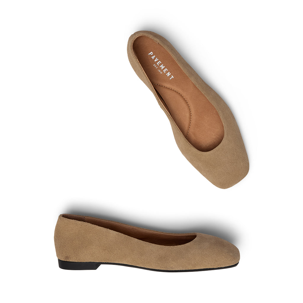 Pavement Denmark Katie Suede Pumps in Mushroom - 24243-3