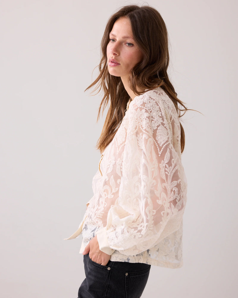 Summum Women Blouse Flowerlace in Ivory - 2s3191-12300