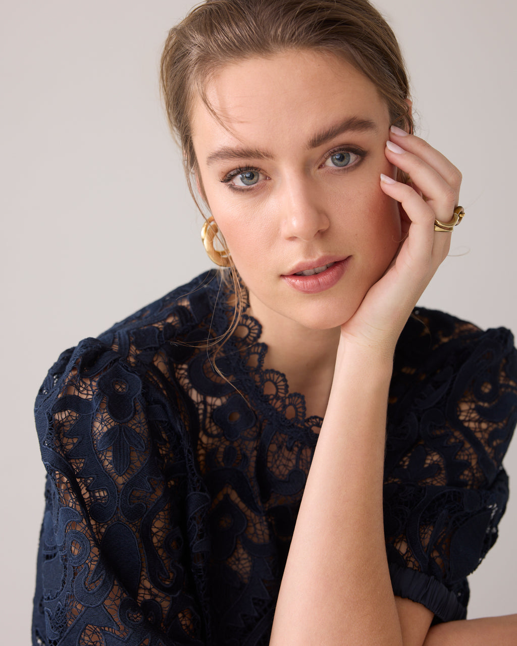 Summum Woman Lace Top in Black - 2s3255-12182