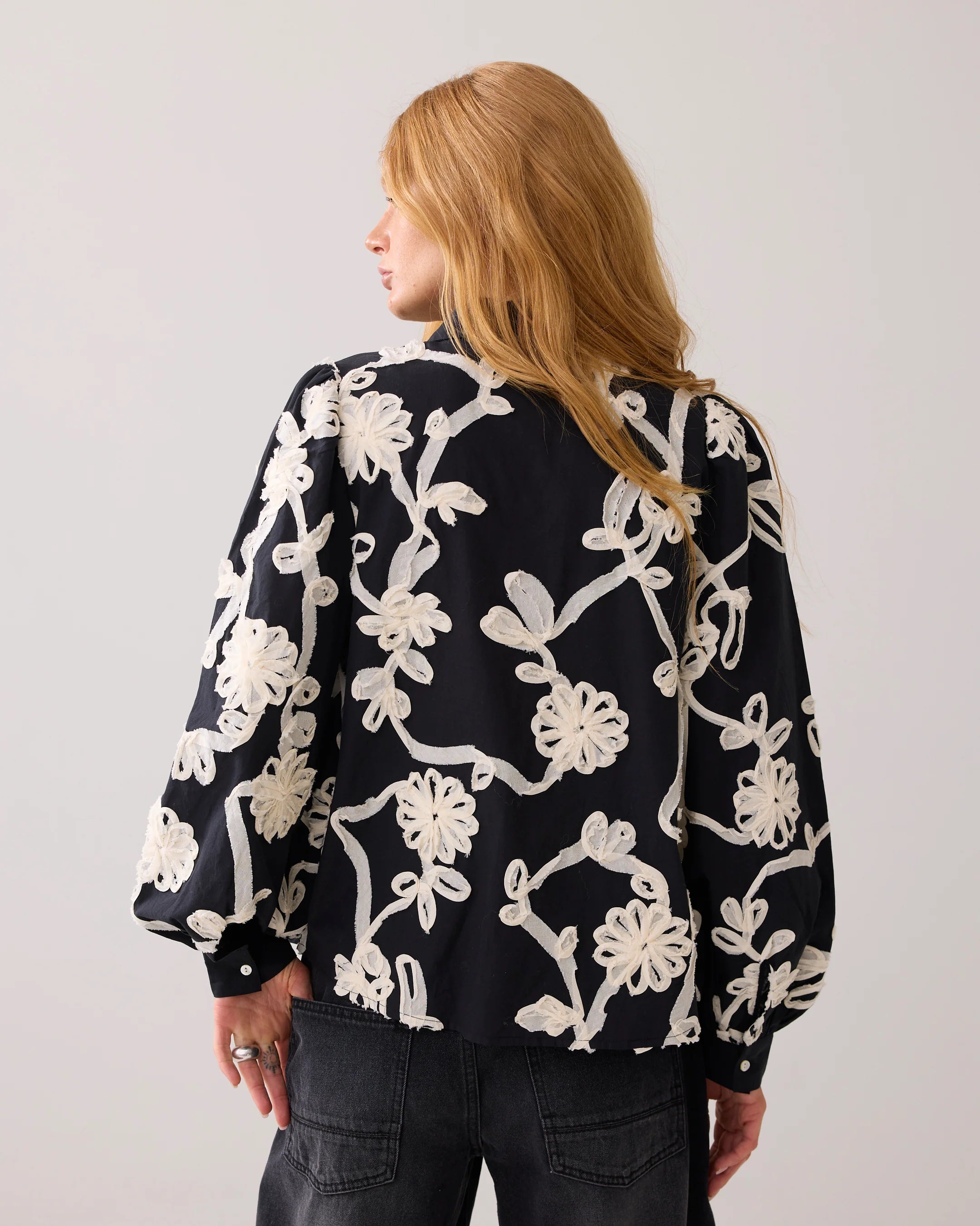 Summum Woman Blouse Tape Pattern Voile in Black - 2s3327-12292