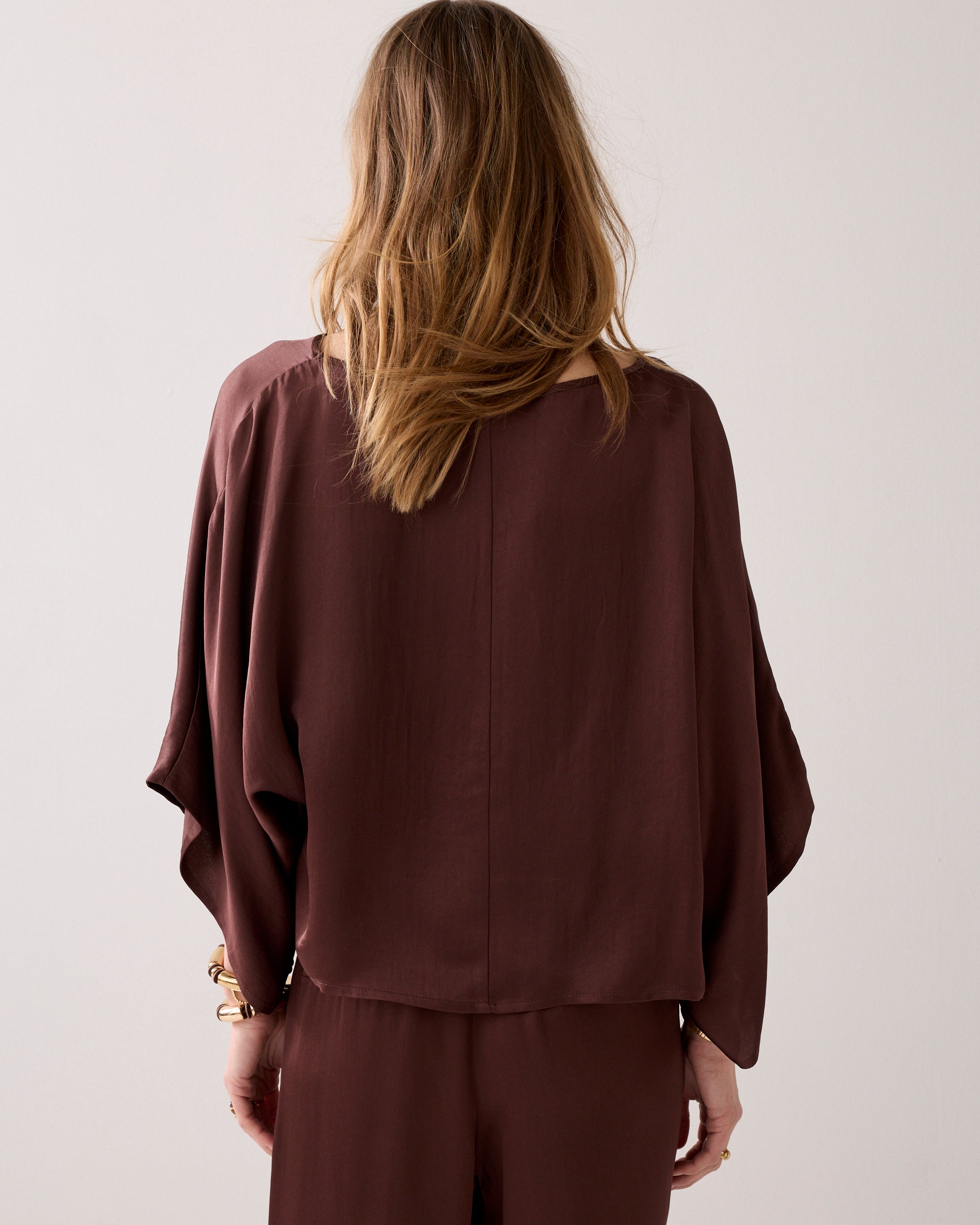 Summum Woman Top Heavy Silky Touch Top in Coffee - 2s3402-12084