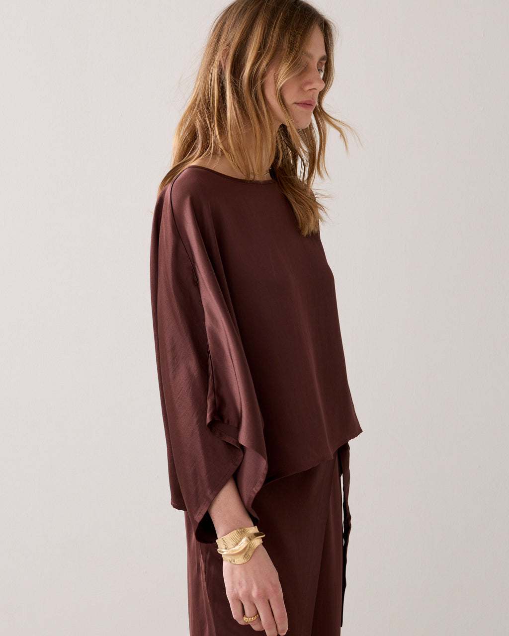 Summum Woman Top Heavy Silky Touch Top in Coffee - 2s3402-12084