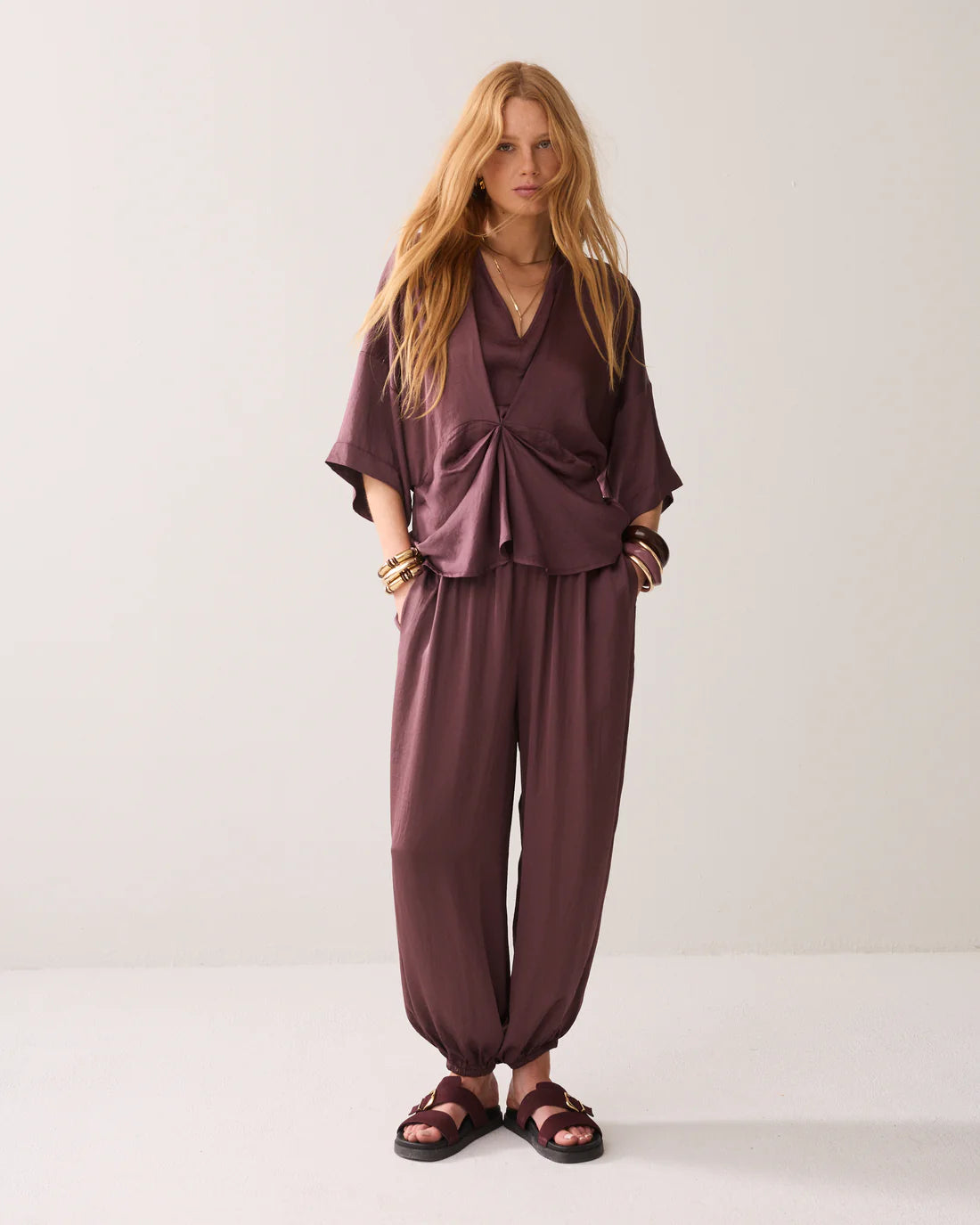 Summum Woman Tailored Top with Star Detail in Deep Fig