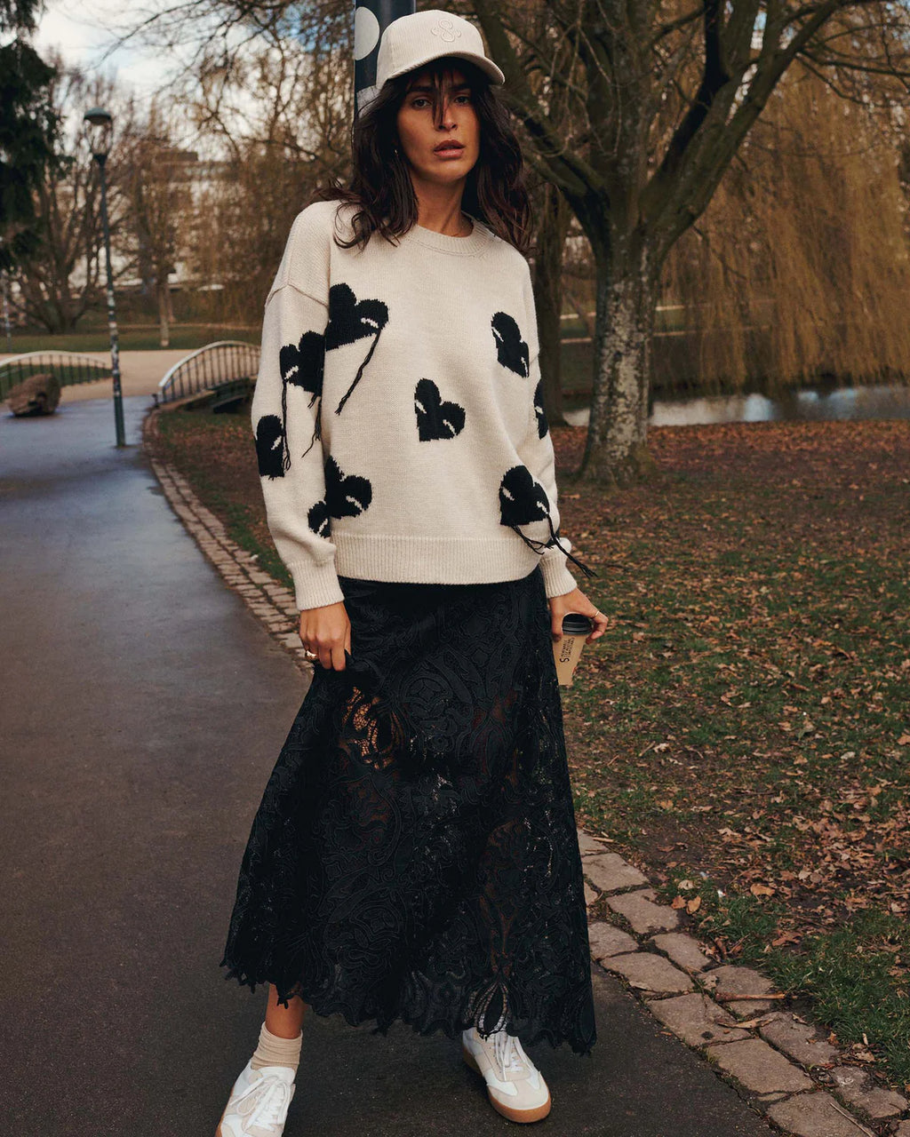 Summum Woman Lace Skirt in Black - 6s1331-12182