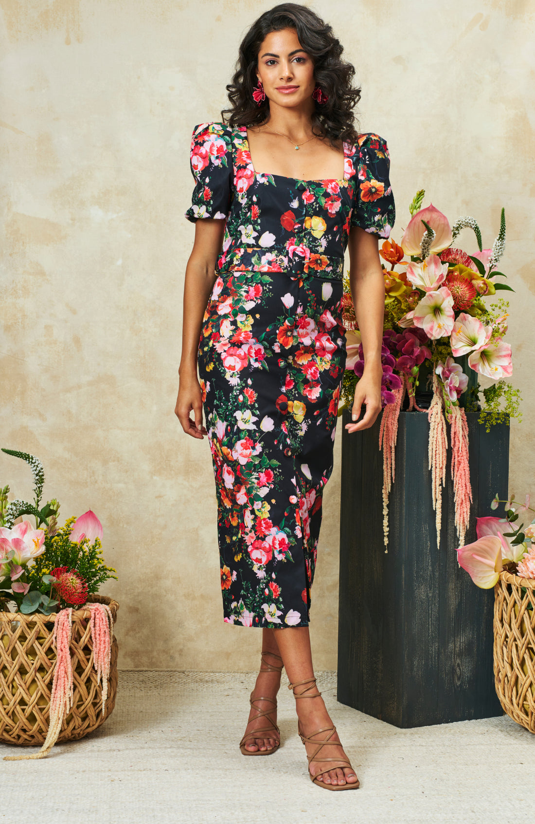 Hope & Ivy The Trisha Puff Sleeve Square Neck Pencil Dress