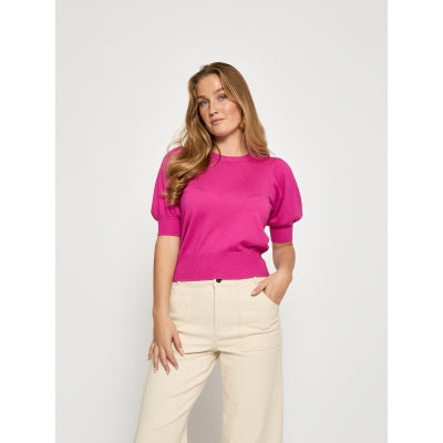 Minus-Liva top on rose violet