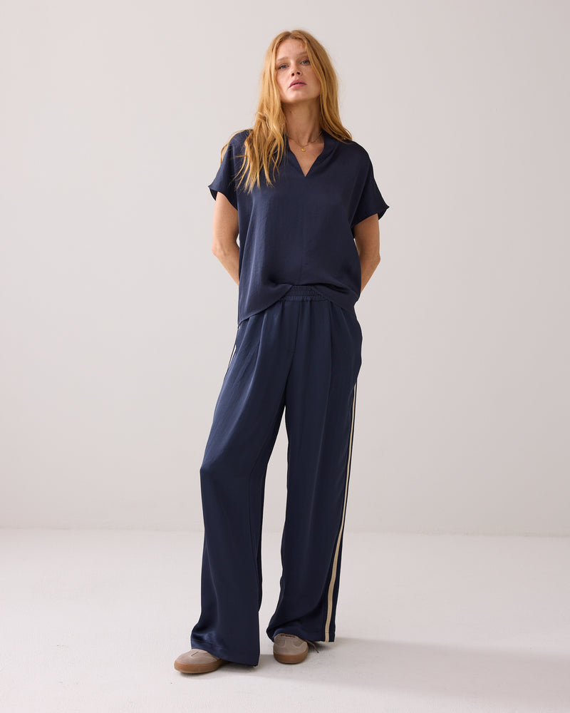 Summum Women Trousers Heavy Silk Touch in Midnight Blue - 4s2866-12084