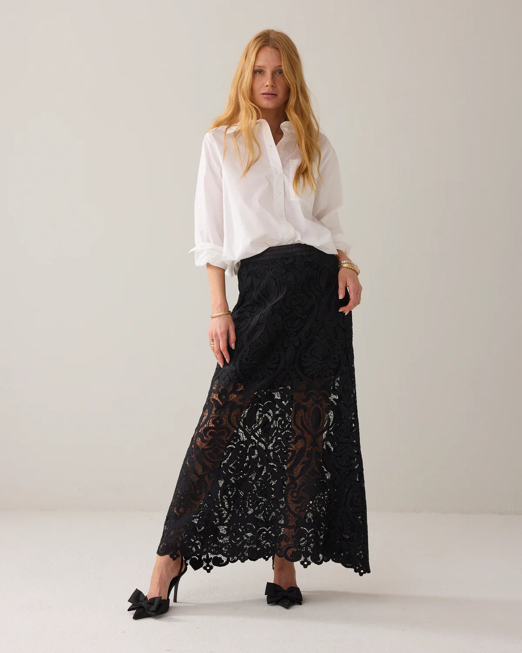 Summum Woman Lace Skirt in Black - 6s1331-12182