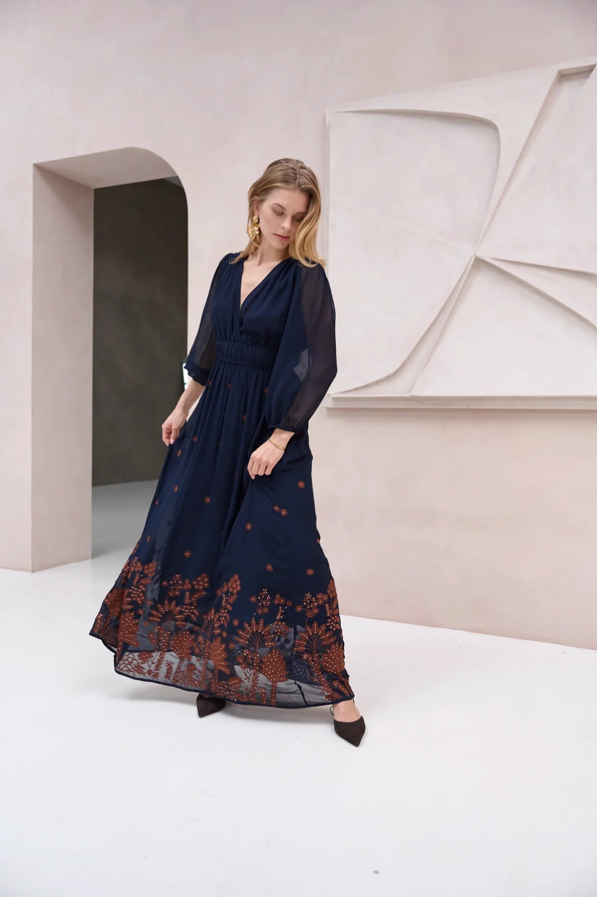 BRDR-The Caravan Embroidery Dress