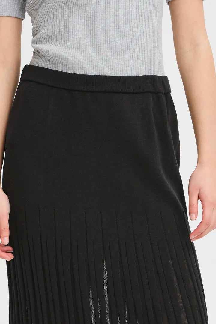 ICHI Boston Skirt in Black - 20124290