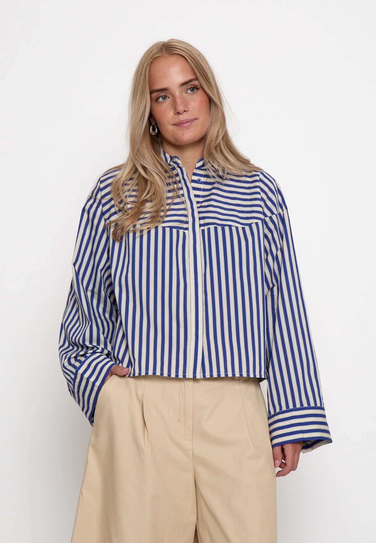Peppercorn Sadie Shirt in Sapphire Blue