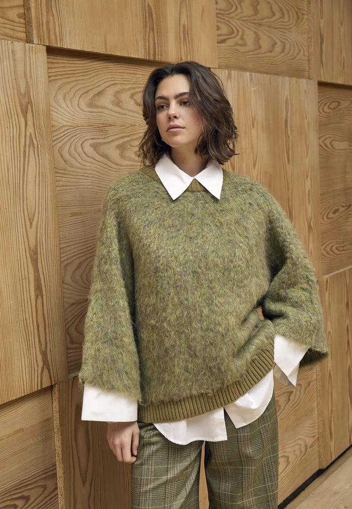 Peppercorn Serena Pullover in Dried Tomato Melange
