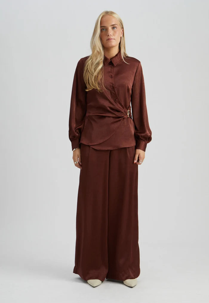 Peppercorn Tina Pant in Chocolate Bordeaux