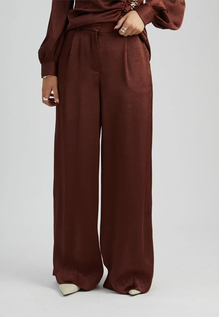 Peppercorn Tina Pant in Chocolate Bordeaux