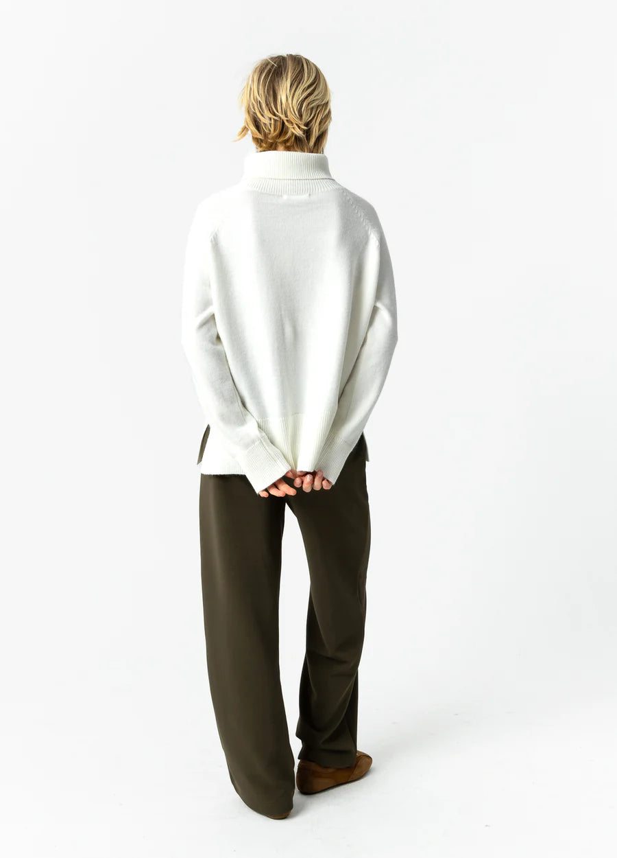 Coster Copenhagen Sweater with High Neck in White - 254-2418