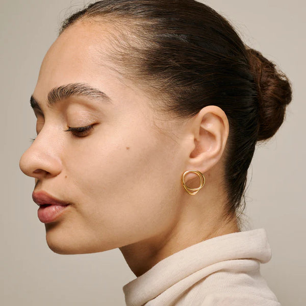 Enamel Bellu Stud Earrings - E425G