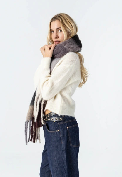Coster Copenhagen Heart Maren Scarf in Grey Brown Check