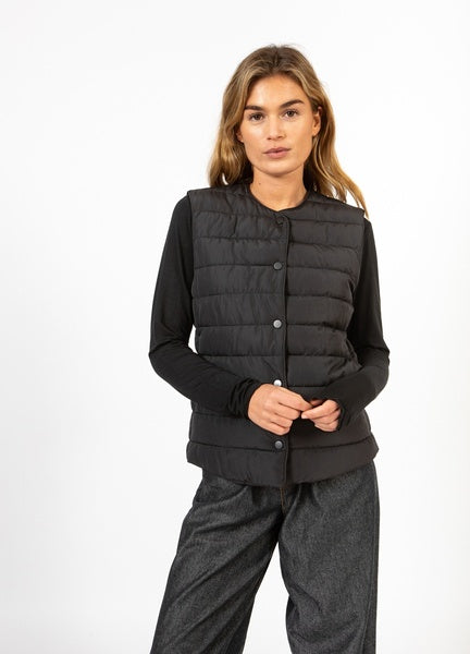 Coster Copenhagen Heart Asta Quilted Vest in Black - CCH6139-254