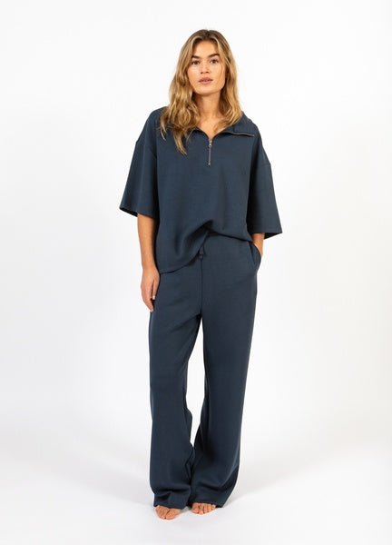 Coster Copenhagen Heart Billie Loose Sweatpants in Navy - CCH3167-254