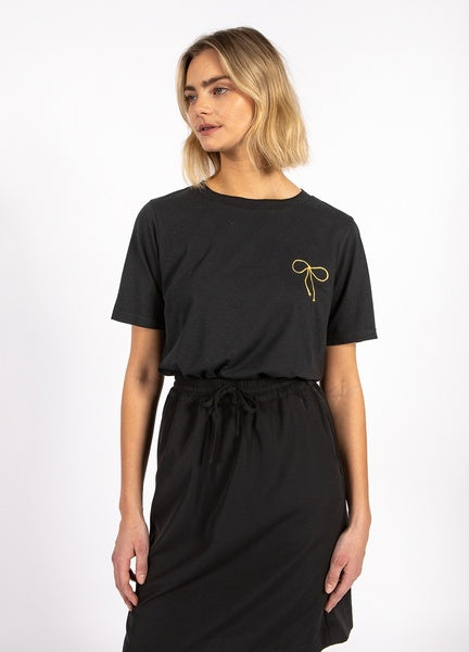 Coster Copenhagen Heart Tiny Bow Tee in Black - CCH1205-255