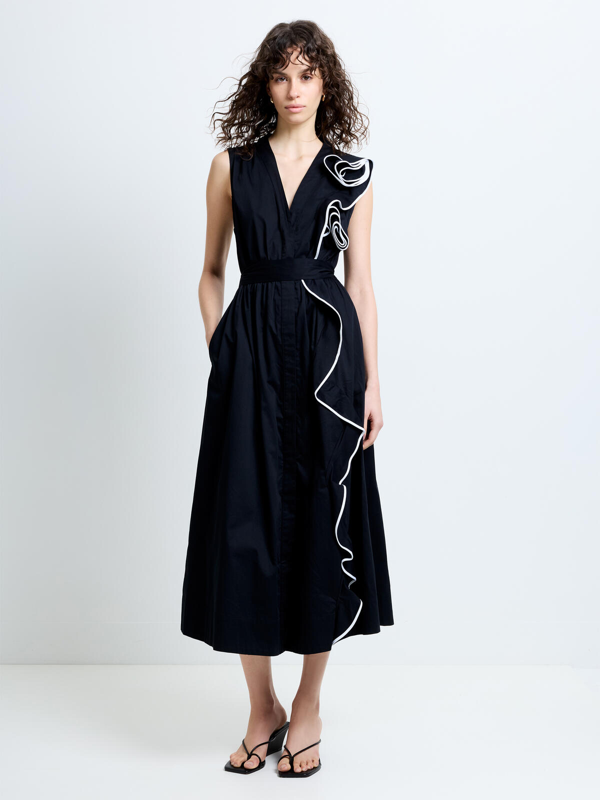 French Connection Alexis Poplin Corsage Dress in Black - 719B2