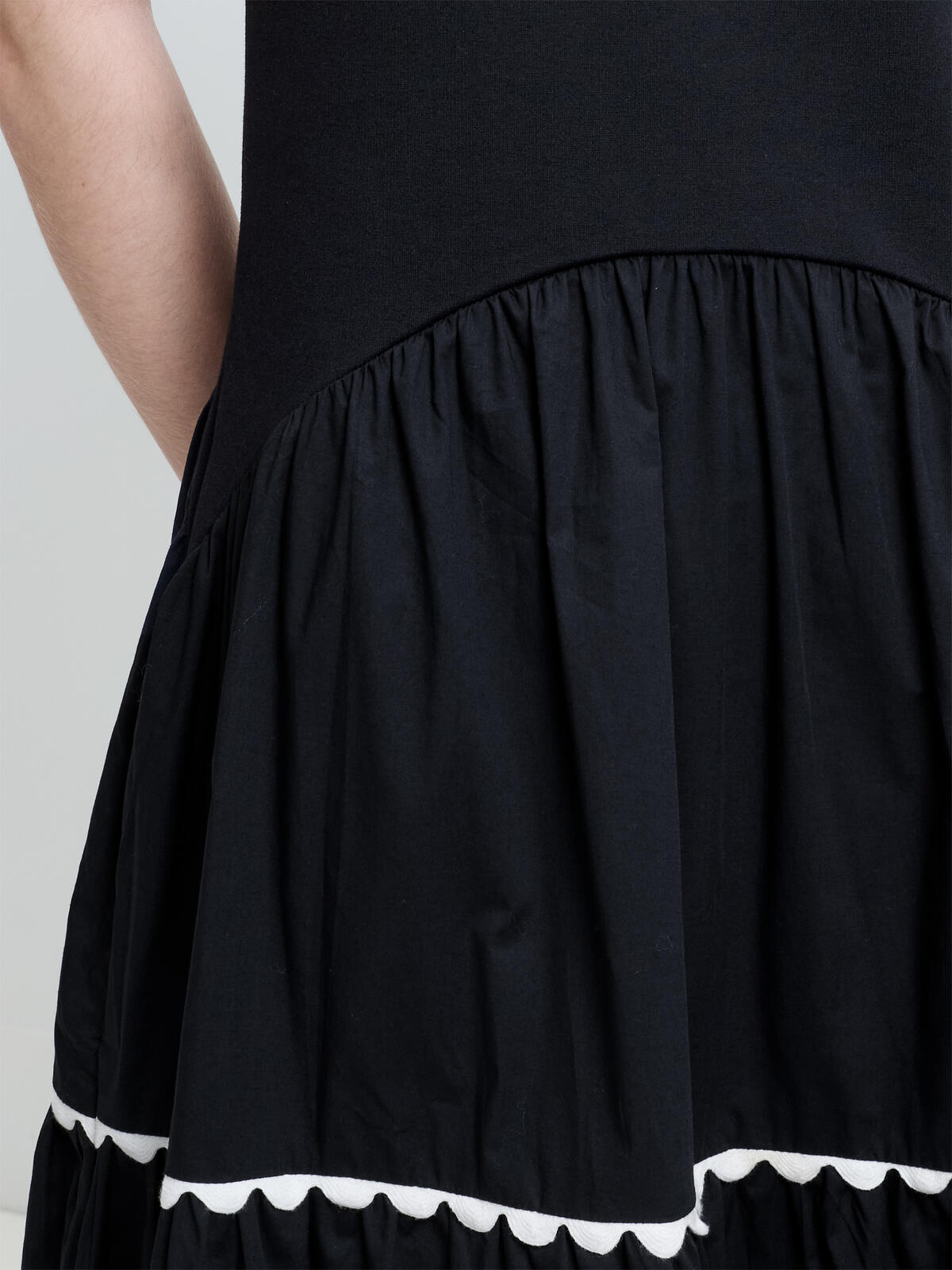 French Connection Kaylie Jia Mix Ric Rac Midi Dress in Black - 719X1