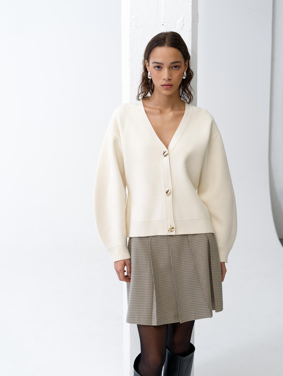 French Connection Missy Knit Cinched Waist Cardigan in Porcelain Cream - 789M1