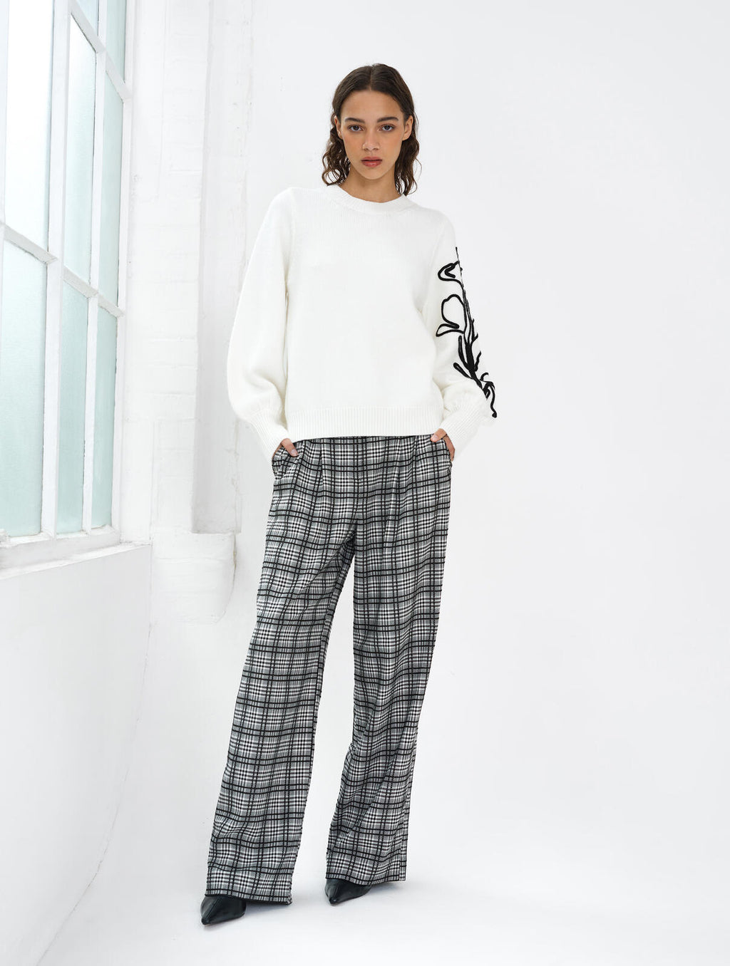 French Connection Patrice Floral Embroidered Sleeve Jumper in Summer White