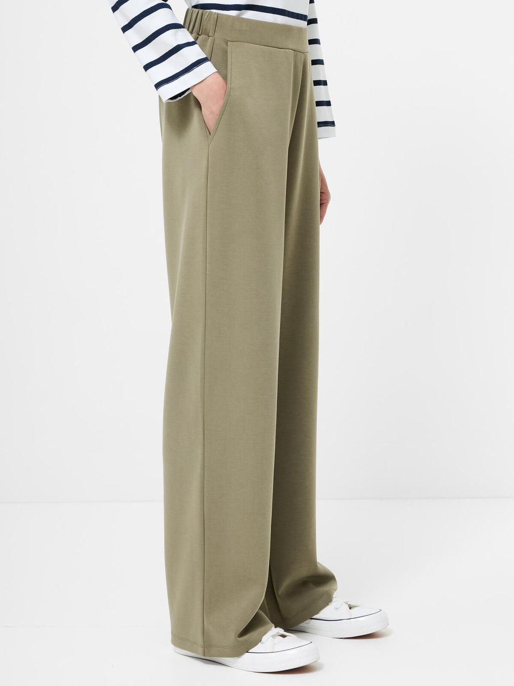 French Connection Wren Slim Straight Trouser in Washed Khaki - 74RZM