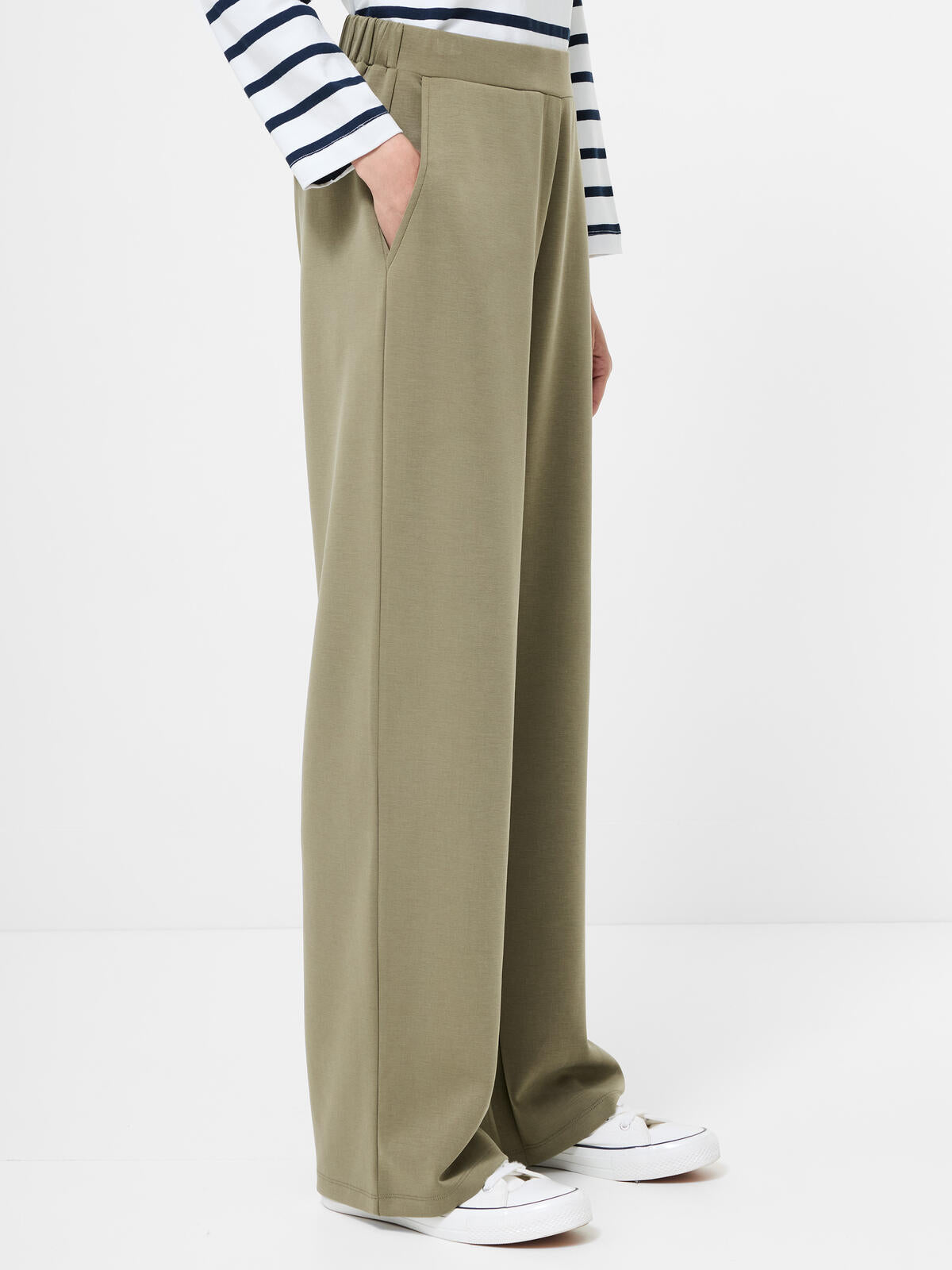 French Connection Wren Slim Straight Trouser in Washed Khaki - 74RZM