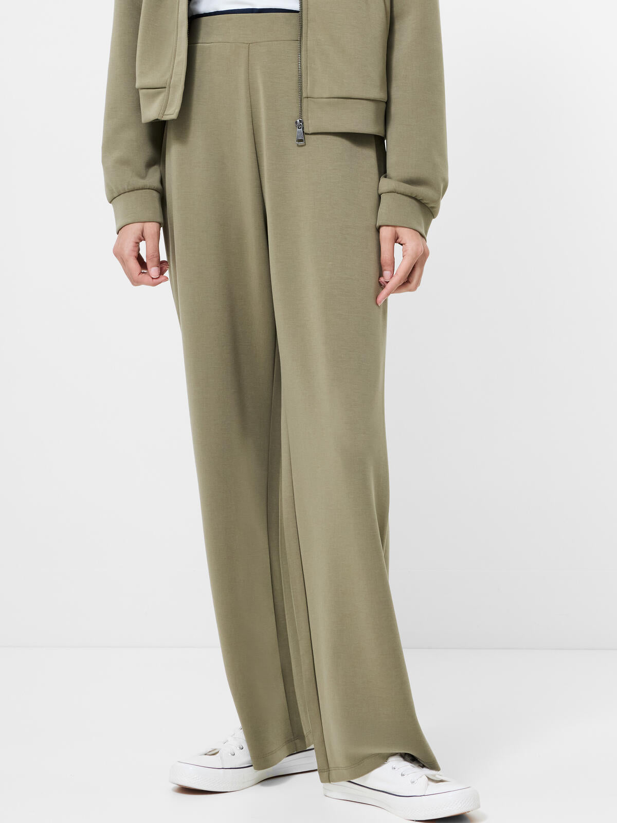 French Connection Wren Slim Straight Trouser in Washed Khaki - 74RZM