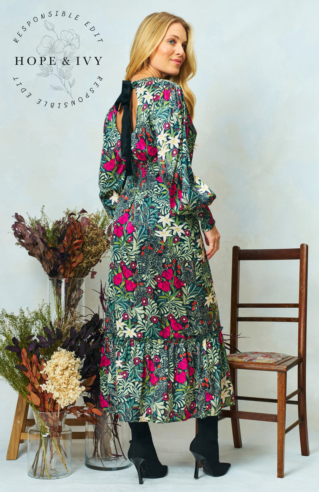 Hope & Ivy The Bramble - The William Morris Collection