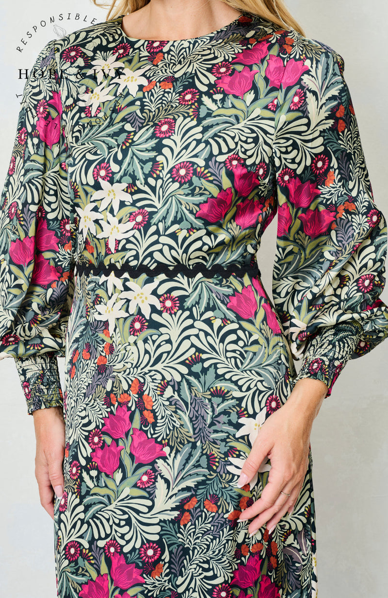 Hope & Ivy The Bramble - The William Morris Collection