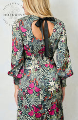 Hope & Ivy The Bramble - The William Morris Collection
