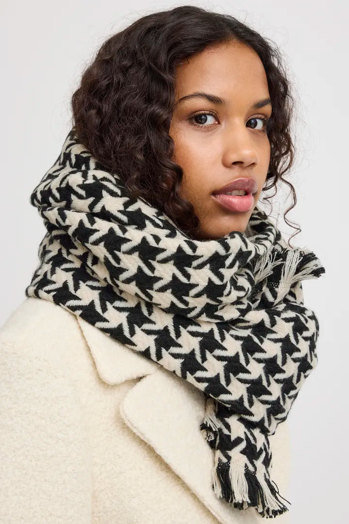 Ichi Vanja Scarf, Black & White, Houdstooth, Pattern, EvaLucia Boutique, Perth, Scotland