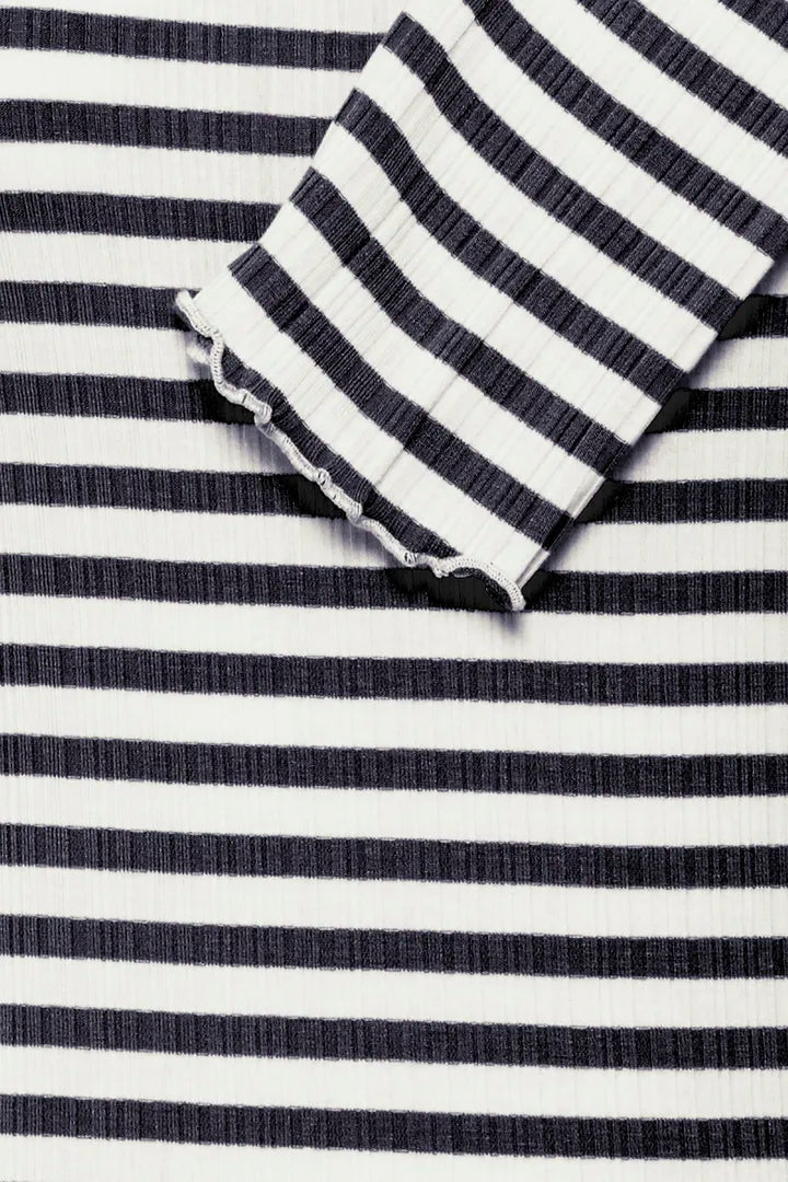 ICHI Cella Long Sleeved T-Shirt in Total Eclipse - 20122819