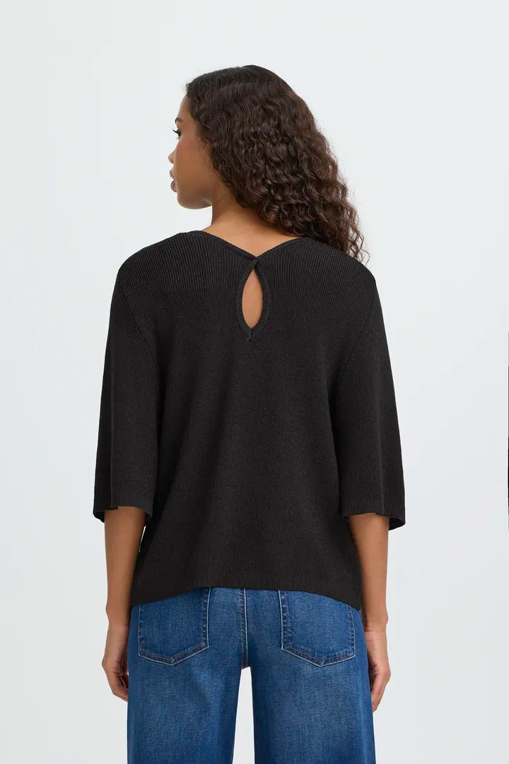 ICHI Cody Short Sleeve Pullover in Black - 20124946