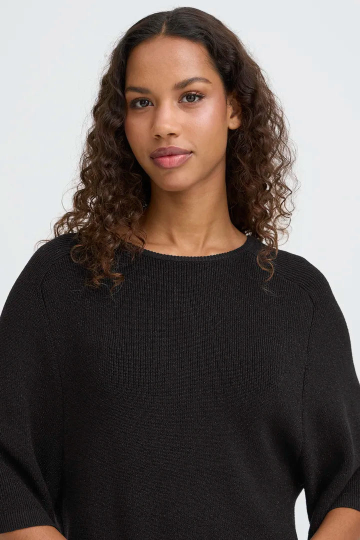 ICHI Cody Short Sleeve Pullover in Black - 20124946