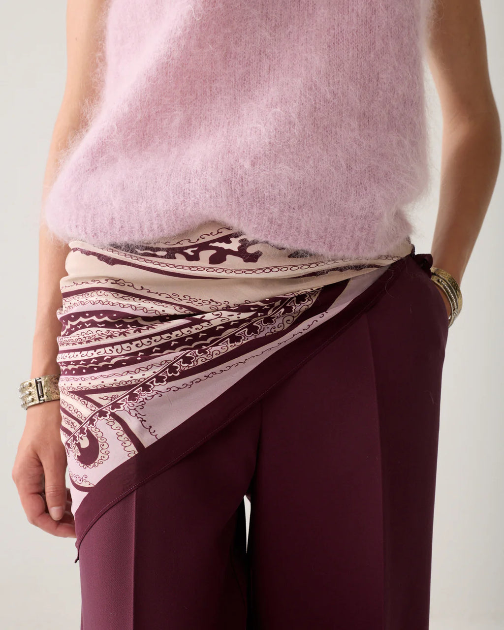 Summum Woman Satin Scarf with Paisley Print