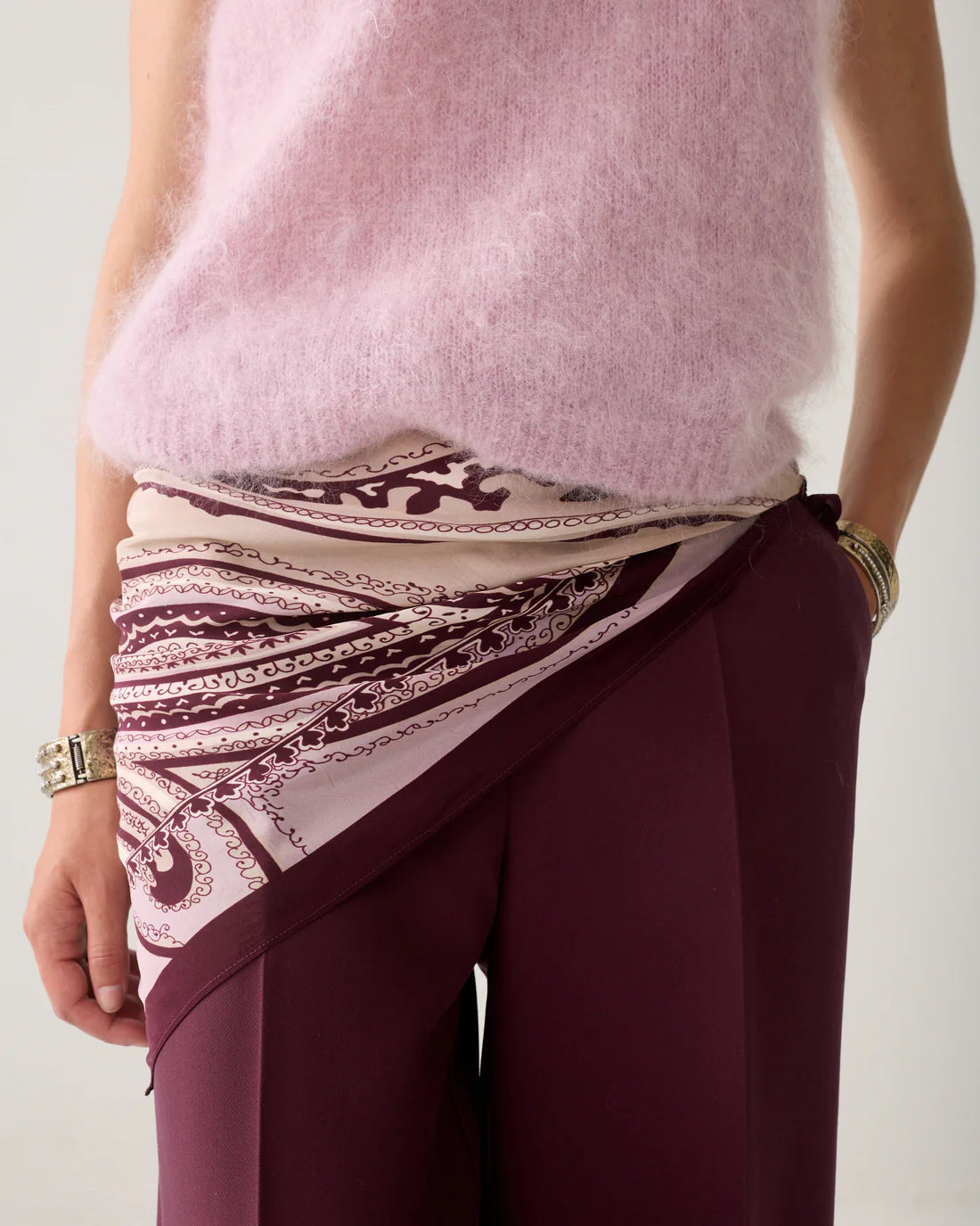 Summum Woman Satin Scarf with Paisley Print